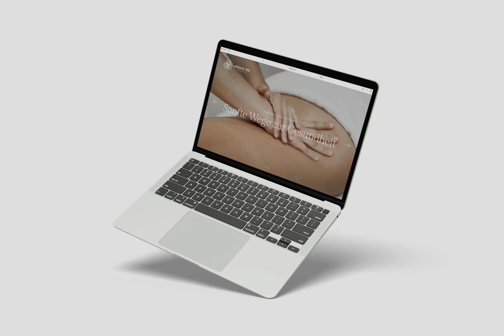 Ariana Risi – Logo, Corporate Design, Drucksachen und Website für die Naturheilpraxis von Ariana Risi.