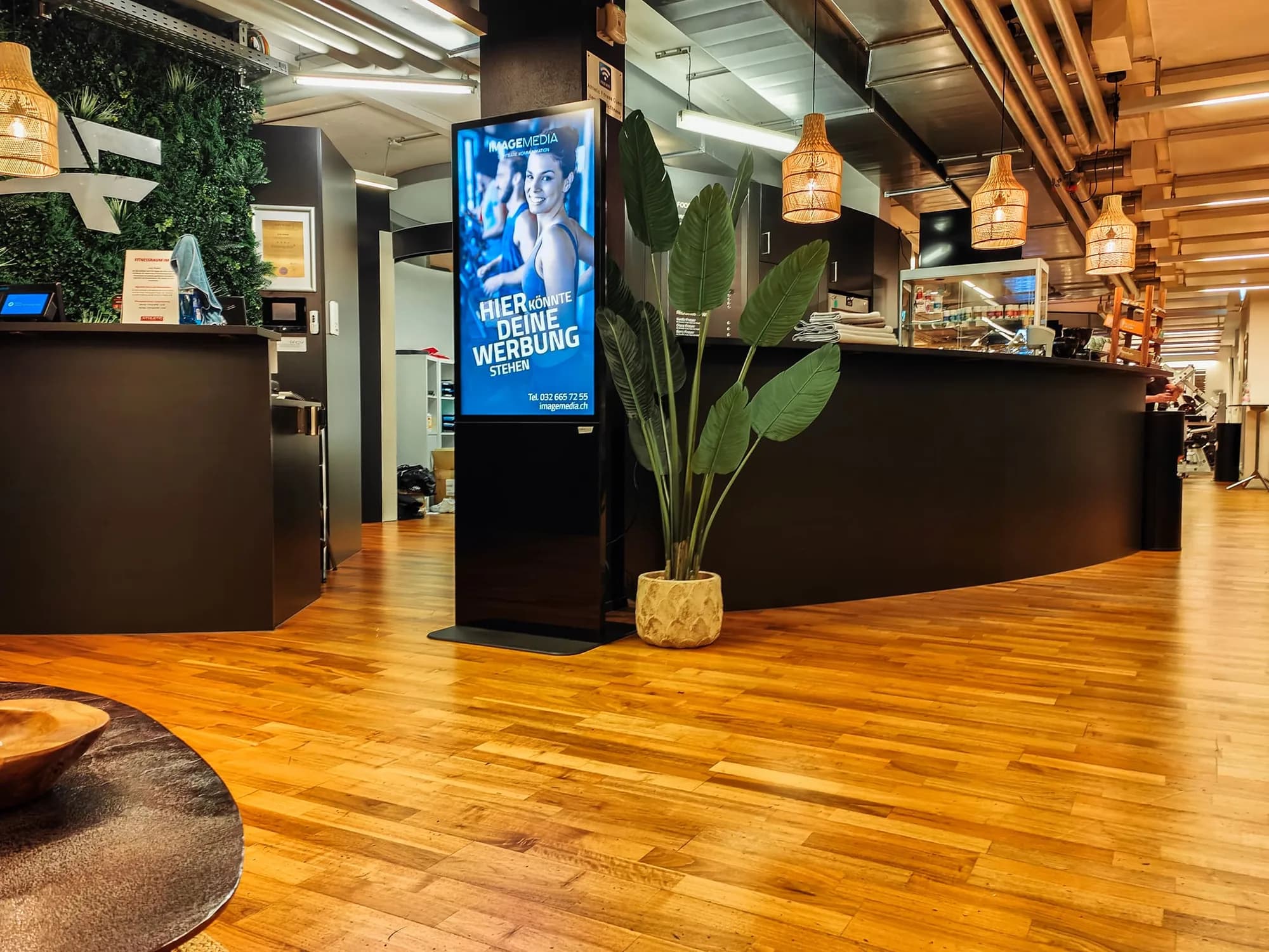 Athletic Fitness AG – Digital-Signage-Displays, mit denen die Athletic Fitness AG Videos, News und Angebote zeigt.