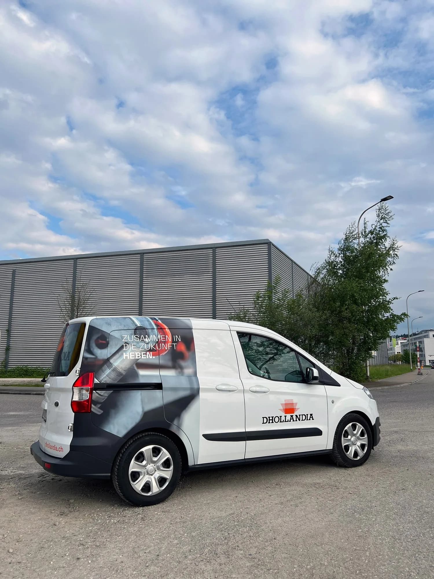 Dhollandia AG – Bilder aus dem Projekt 3